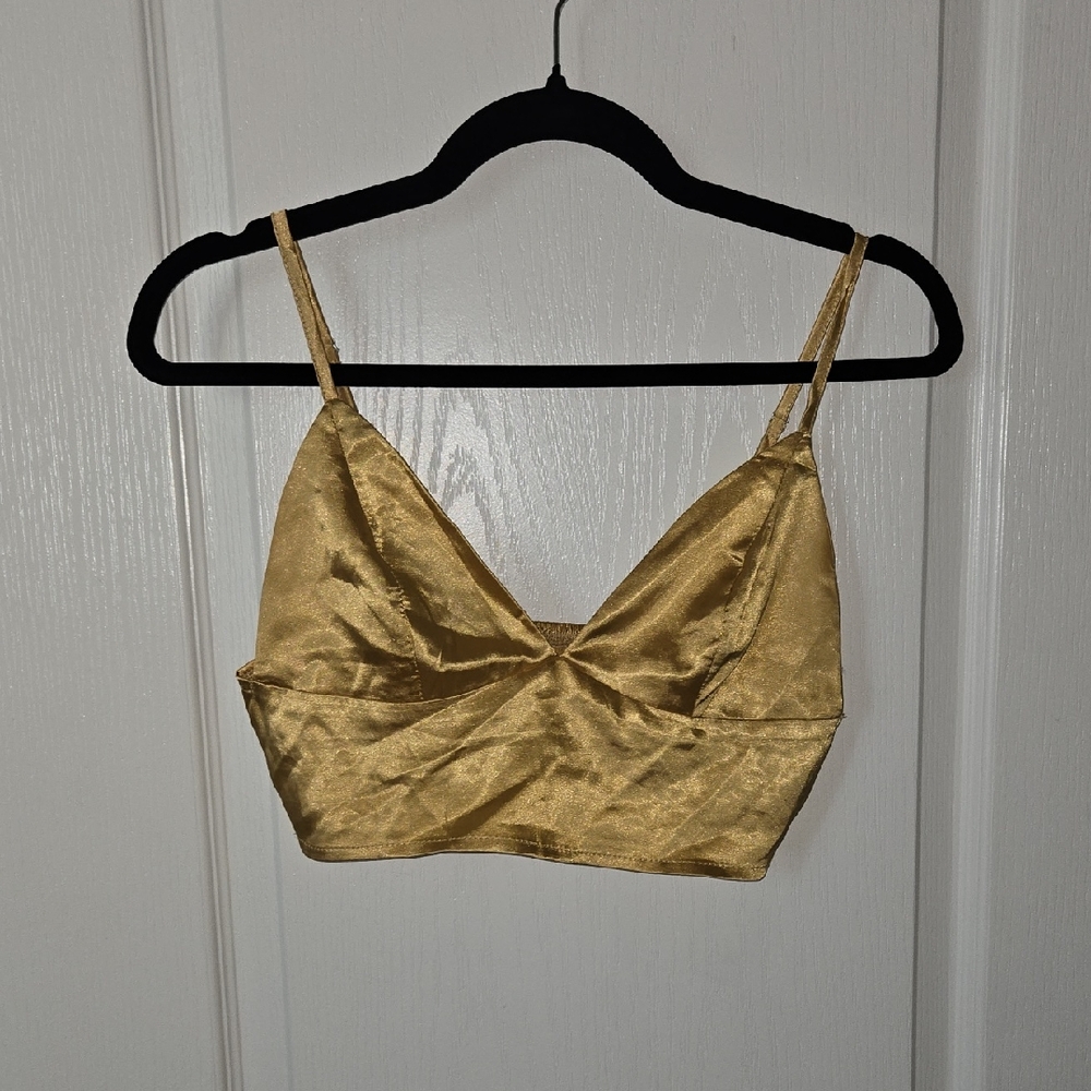 SHEIN Gold Satin V-Neck Cropped Tank Top